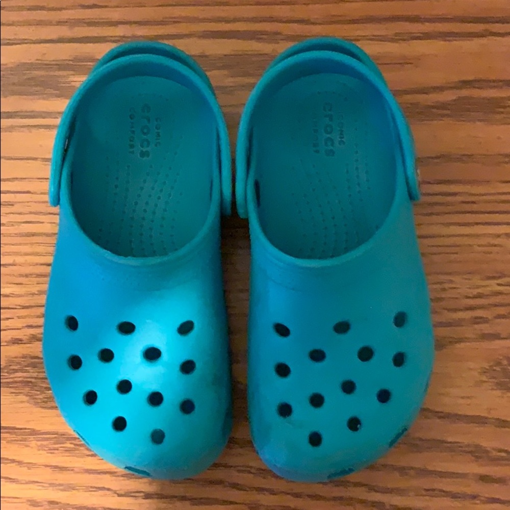 Crocs